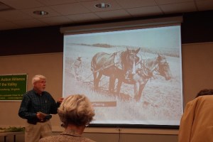 Les introducing Mike Phillips _Converted