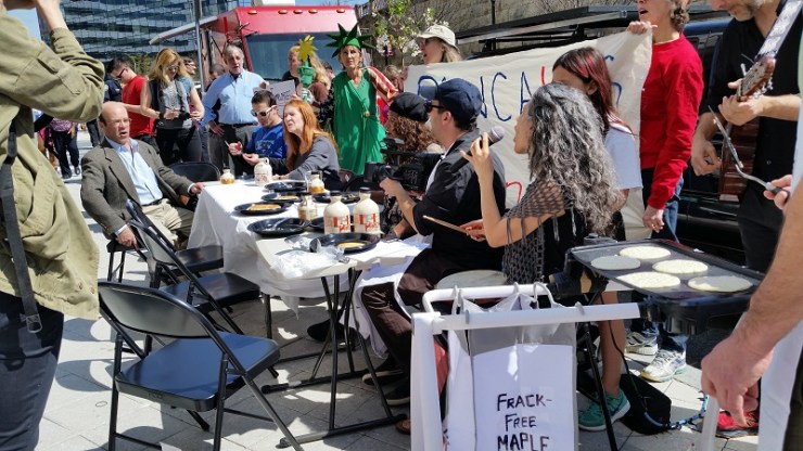 Josh fox is in the black baseball hat
